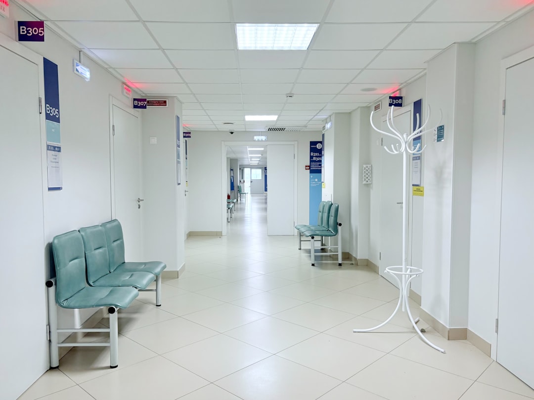 상품 만들던 사람이 보는 이야기 — 회사는 왜 52세만기를 싸게 팔 수 있나